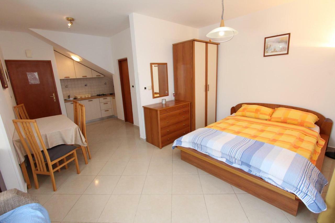 Apartments Villa Mara Rovinj Exterior foto